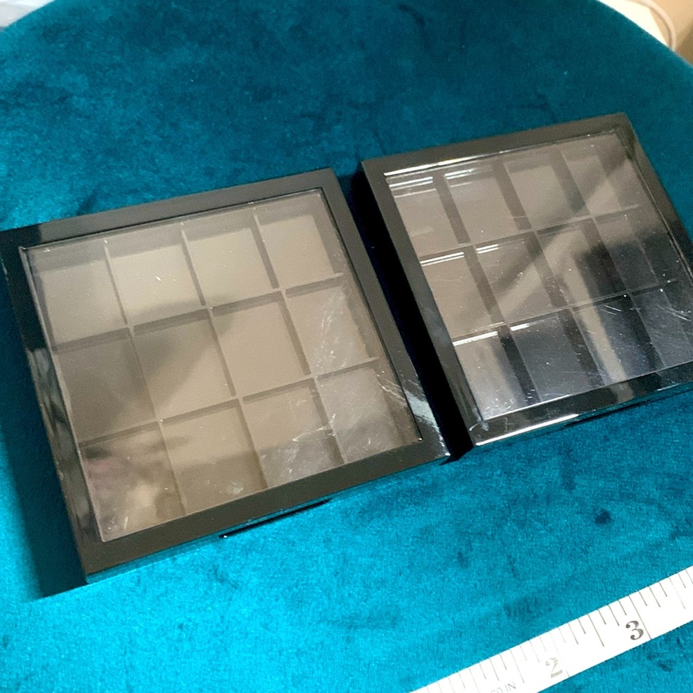 Set of 2 Empty Palettes